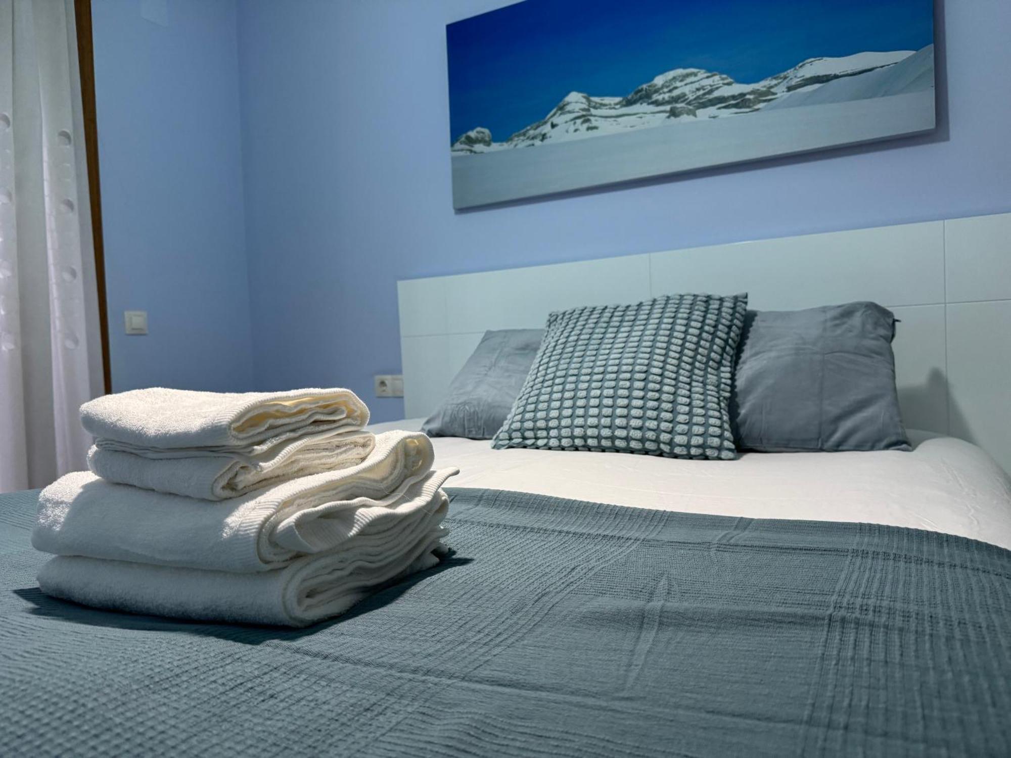 Apartamento La Boira Broto Luaran gambar